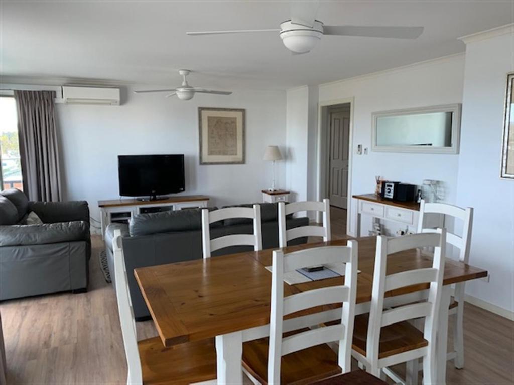Sails Apartments Форстер Экстерьер фото